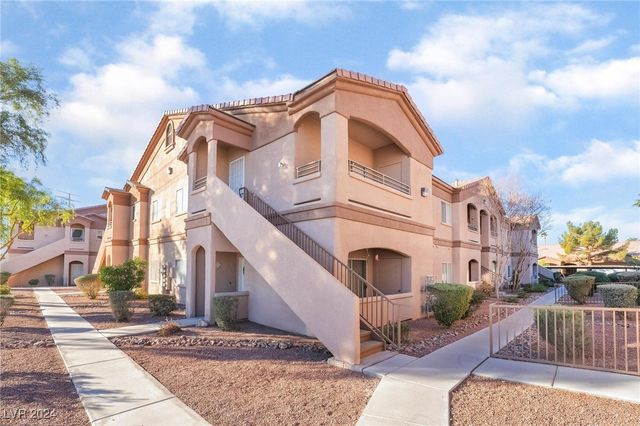 $220,000 | 5751 East Hacienda Avenue, Unit 261 | Whitney