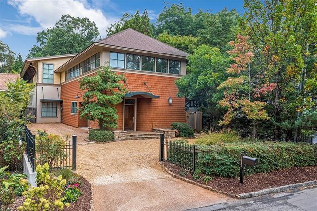 $2,350,000 | 2963 North Fulton Drive Northeast | Garden Hills