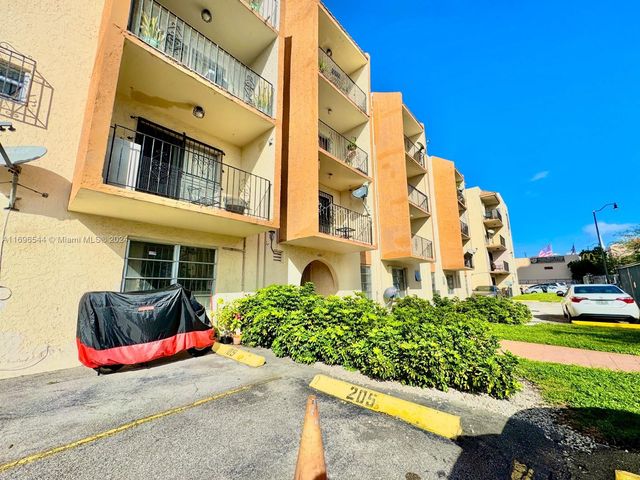 $220,000 | 1051 Southwest 1st Street, Unit 212 | Riverside