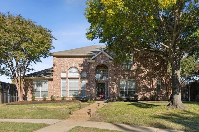 $675,000 | 1401 Fieldstone Drive | Allen