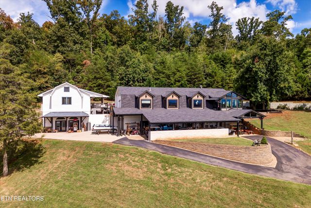 $1,275,000 | 7075 Sinking Creek Road