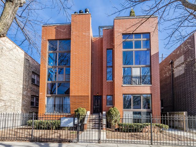 $4,500 | 1647 North Artesian Avenue, Unit 1 | Wicker Park