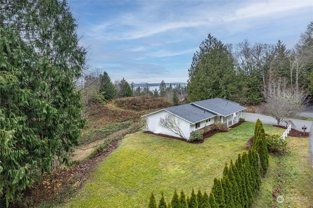 $625,000 | 34685 Bridge View Drive Northeast | Hansville