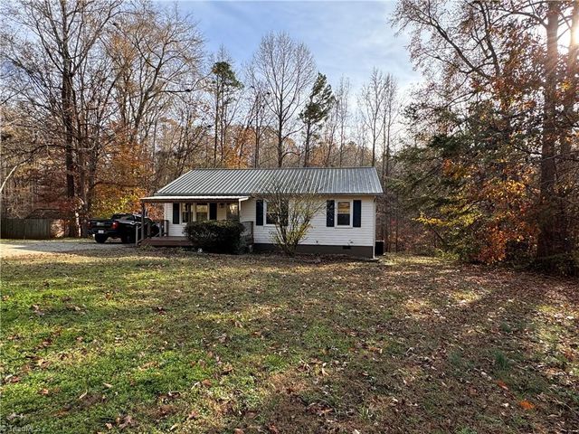 $199,900 | 209 Kaye Drive | Silver Hill Township - Davidson County