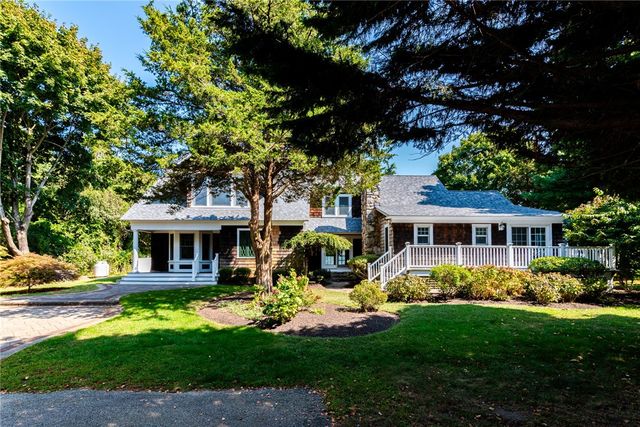 $1,325,000 | 58 Dolphin Street | Jamestown Shores