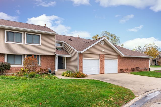 $318,000 | 112 Morningside Lane West | Buffalo Grove