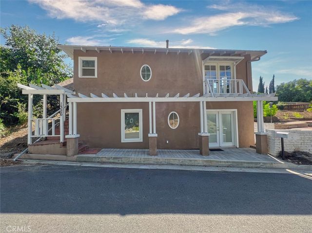 $3,000 | 1326 Pacific Street | South Redlands