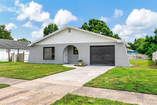 $399,000 | 6322 67th Avenue North | Pinellas Park