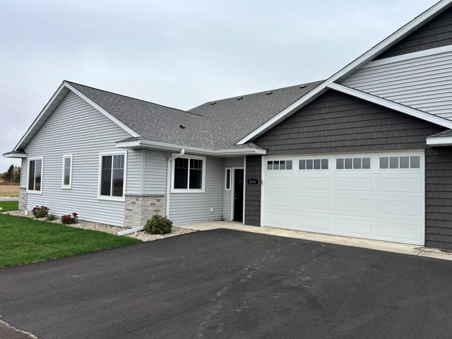 $429,900 | 3114 Bassett Drive | Mankato Township - Blue Earth County