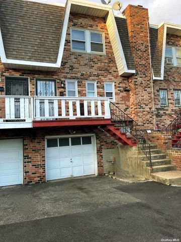 $579,000 | 274 Beach 17th Street, Unit 274 | Far Rockaway