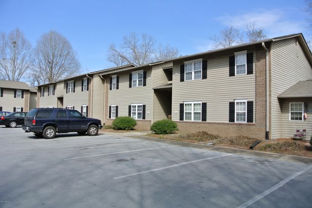 $950 | 3502 Wind Hill Court, Unit 93 | New Bern