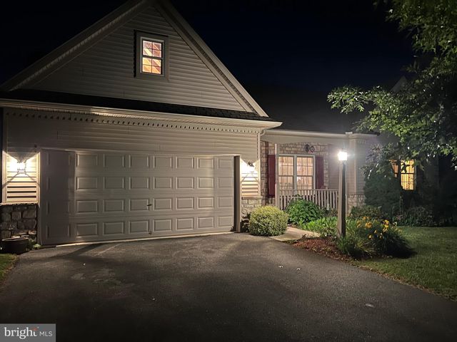 $309,900 | 99 Copper Beech Lane | Stonecroft Village