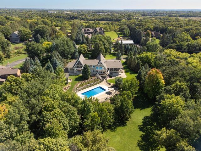 $1,799,000 | 8800 Sunset Trail | Chanhassen