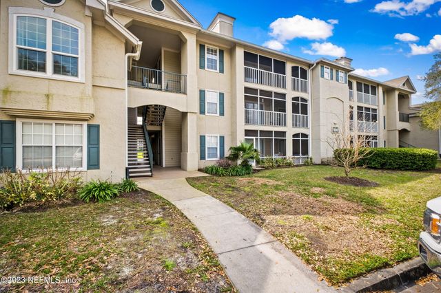 $1,700 | 100 Ironwood Drive, Unit 133 | Palm Valley