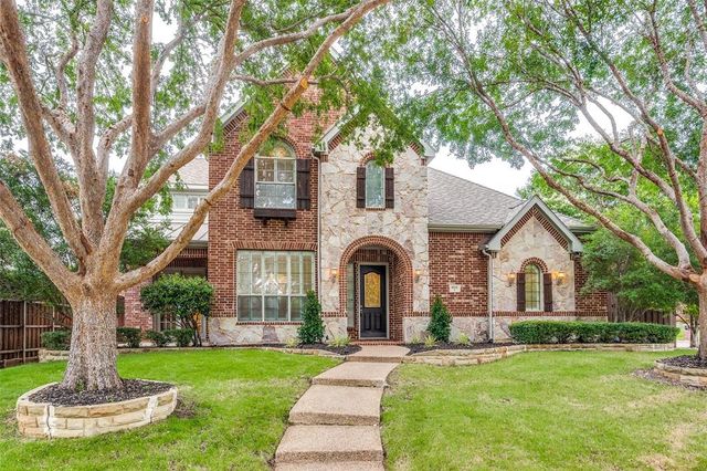 $849,900 | 8036 Marathon Drive | Plano