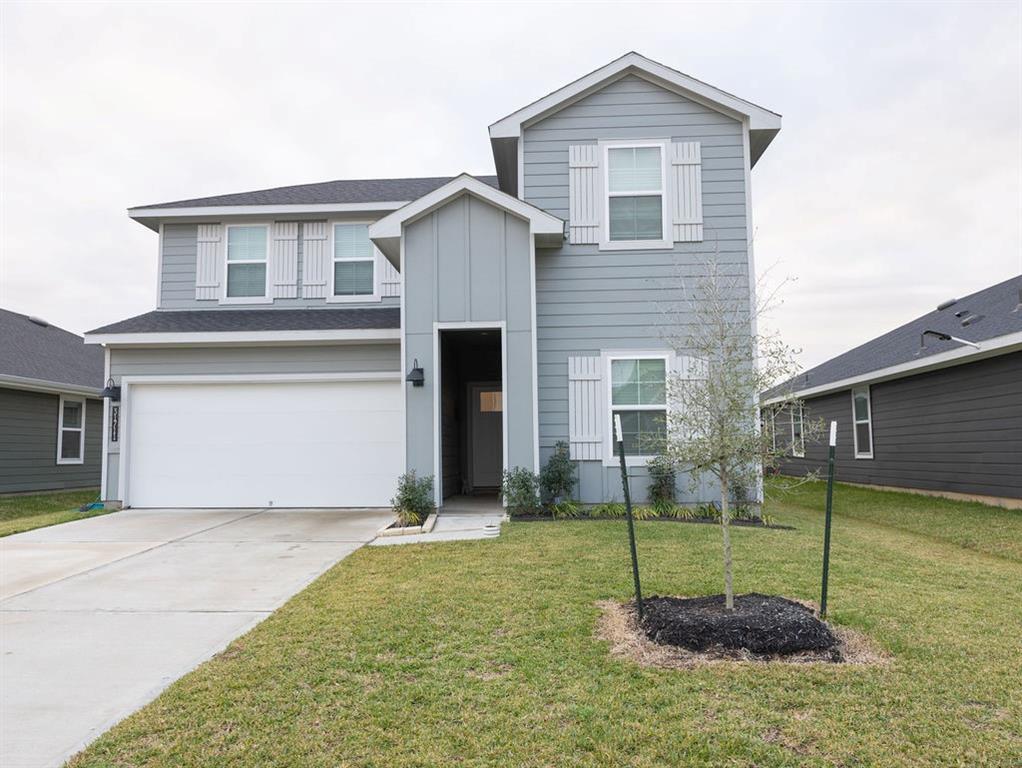 WELCOME HOME, like new home! There are so many upgrades! MOVE IN READY! Professionally landscaped home with great curb appeal and inviting walkway to your front door.