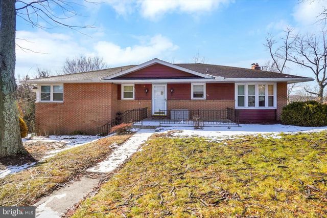 $320,000 | 1750 Randolph Drive | Violet Hill