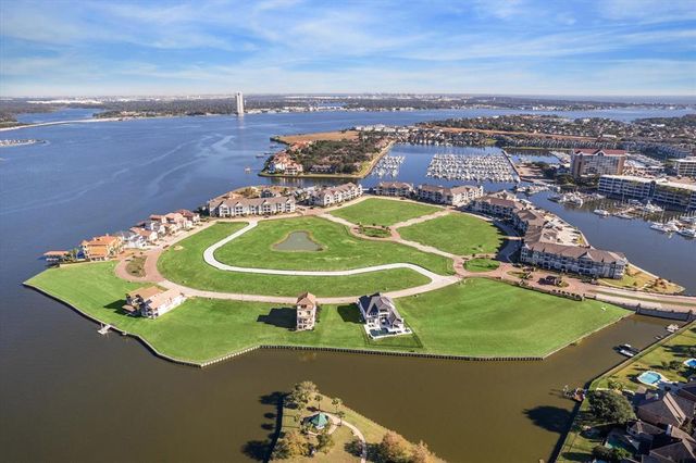 $200,000 | 2502 Beacon Circle | South Shore Marina