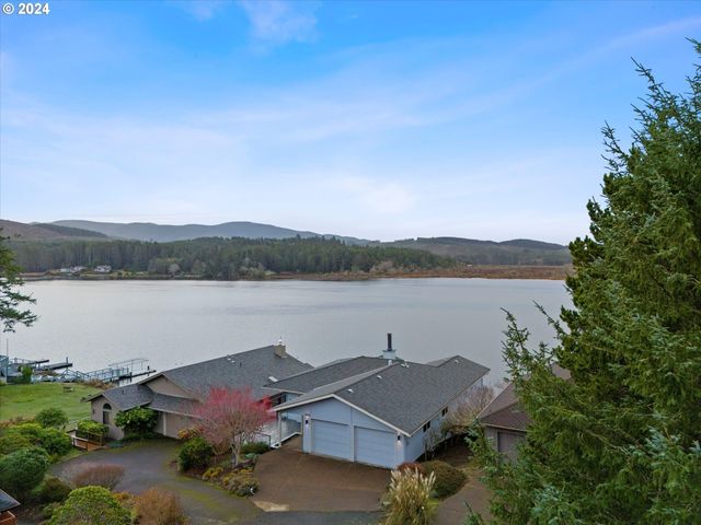 $1,100,000 | 1104 Northeast Lakewood | Lincoln City