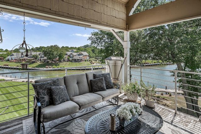 $759,000 | 18641 Harborside Drive | Cornelius