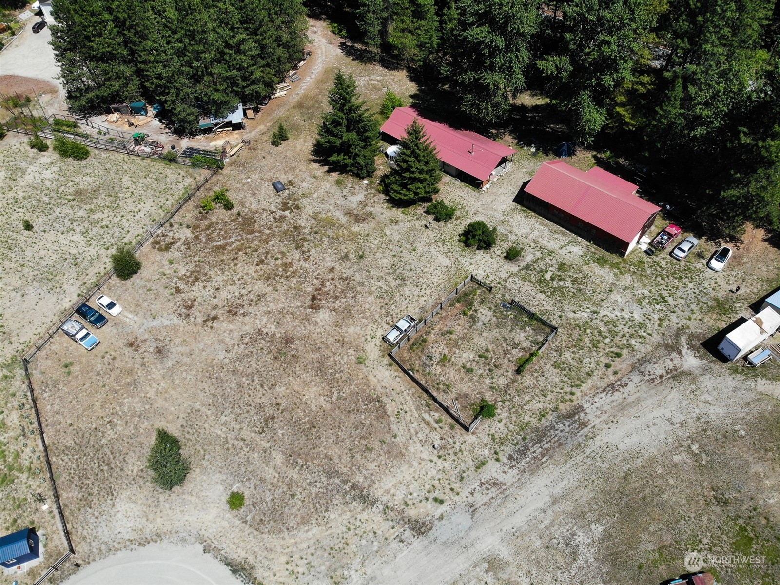 a view of a backyard with a yard