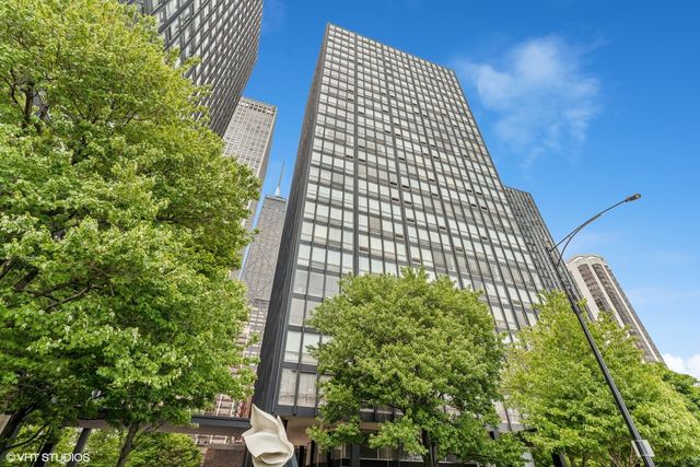 $235,000 | 880 North Lake Shore Drive, Unit 4E | Near North Side