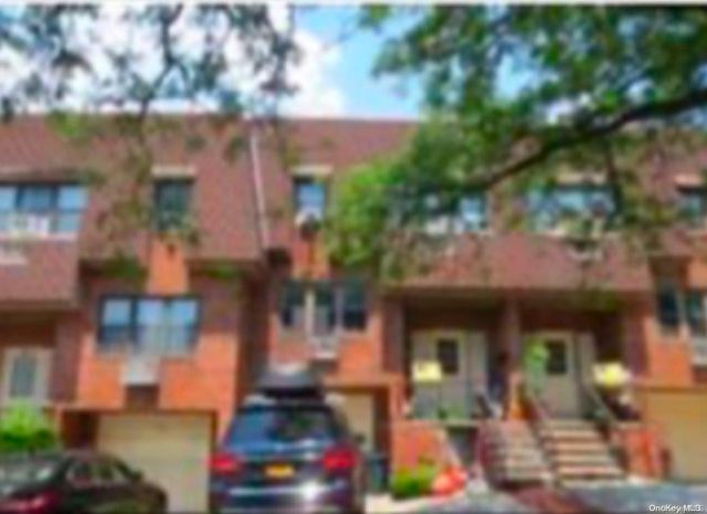 $2,200 | 240-27 69th Avenue | Douglaston