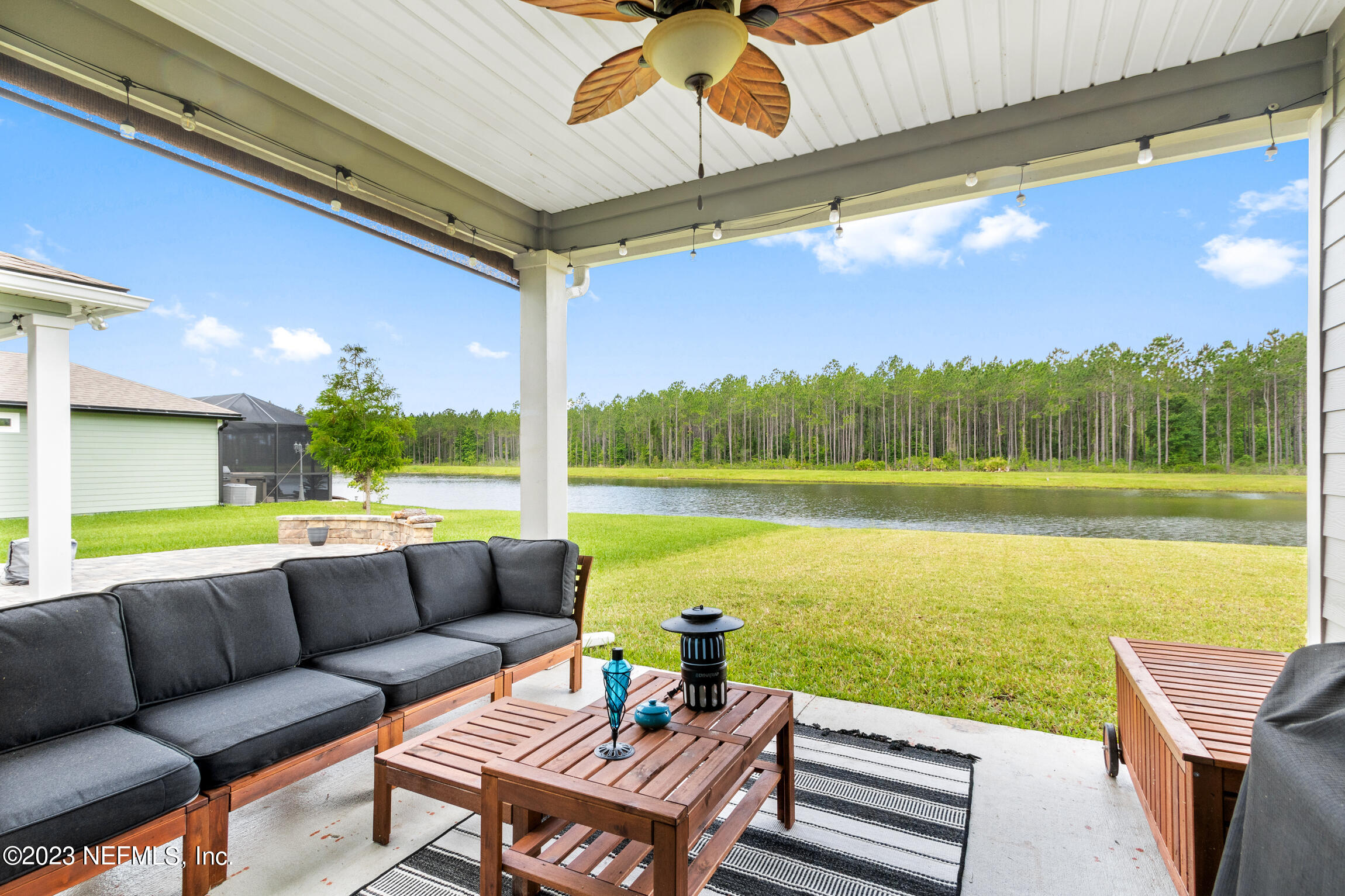 Creekmore Dining Table