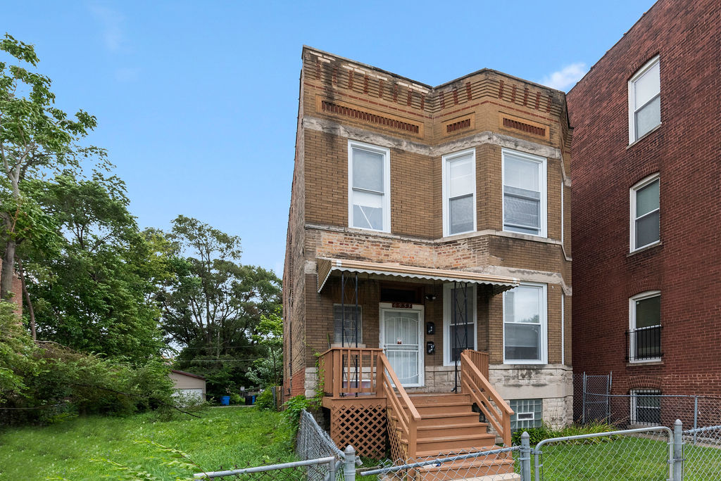 a front view of a house