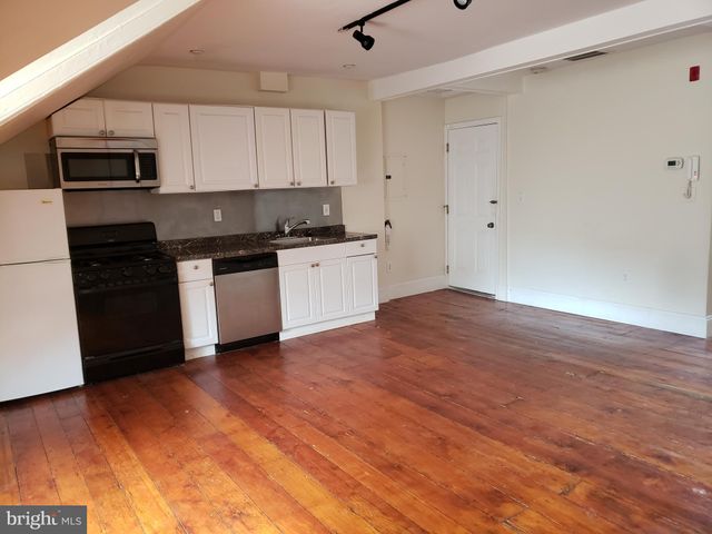 $1,300 | 1209 Spruce Street, Unit 4 | Washington Square West