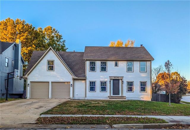 $530,000 | 14291 South Arapaho Drive | Olathe