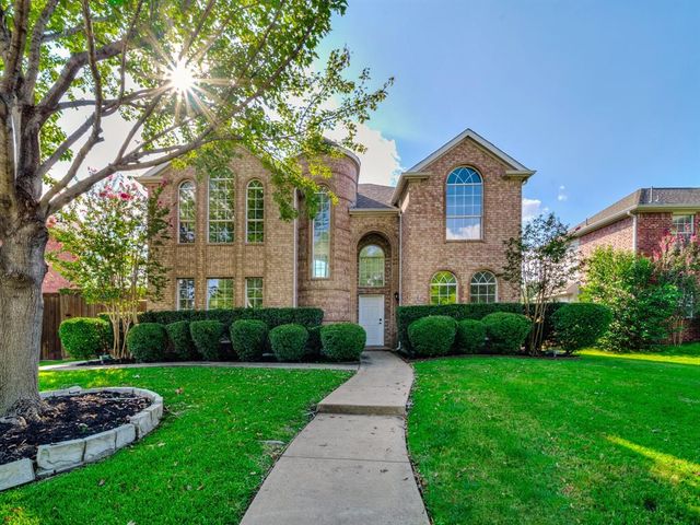 $575,000 | 7901 Pirates Cove Drive | Plano