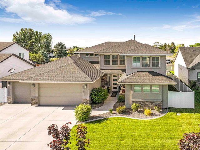 $719,900 | 2823 Evening Sun Drive | Twin Falls