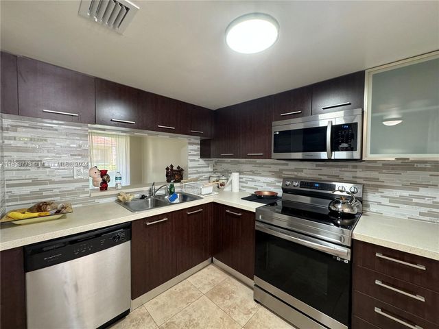 $3,499 | 789 Northwest 91st Terrace, Unit 789 | Jacaranda