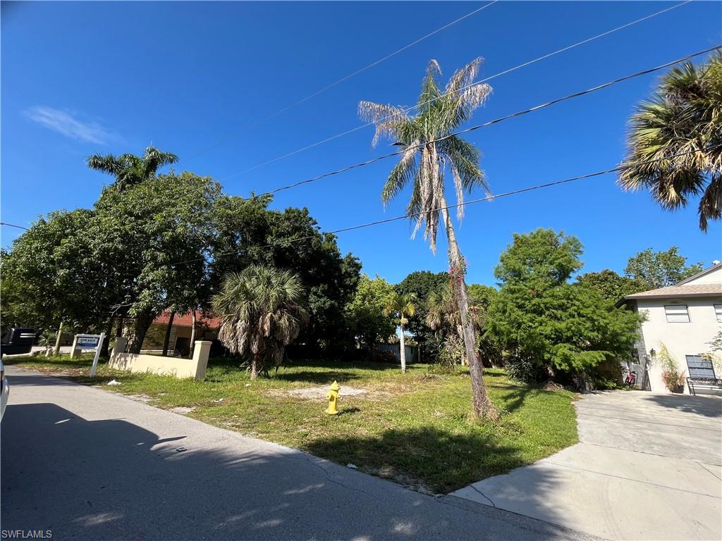 Prime Location - Duplex Lot