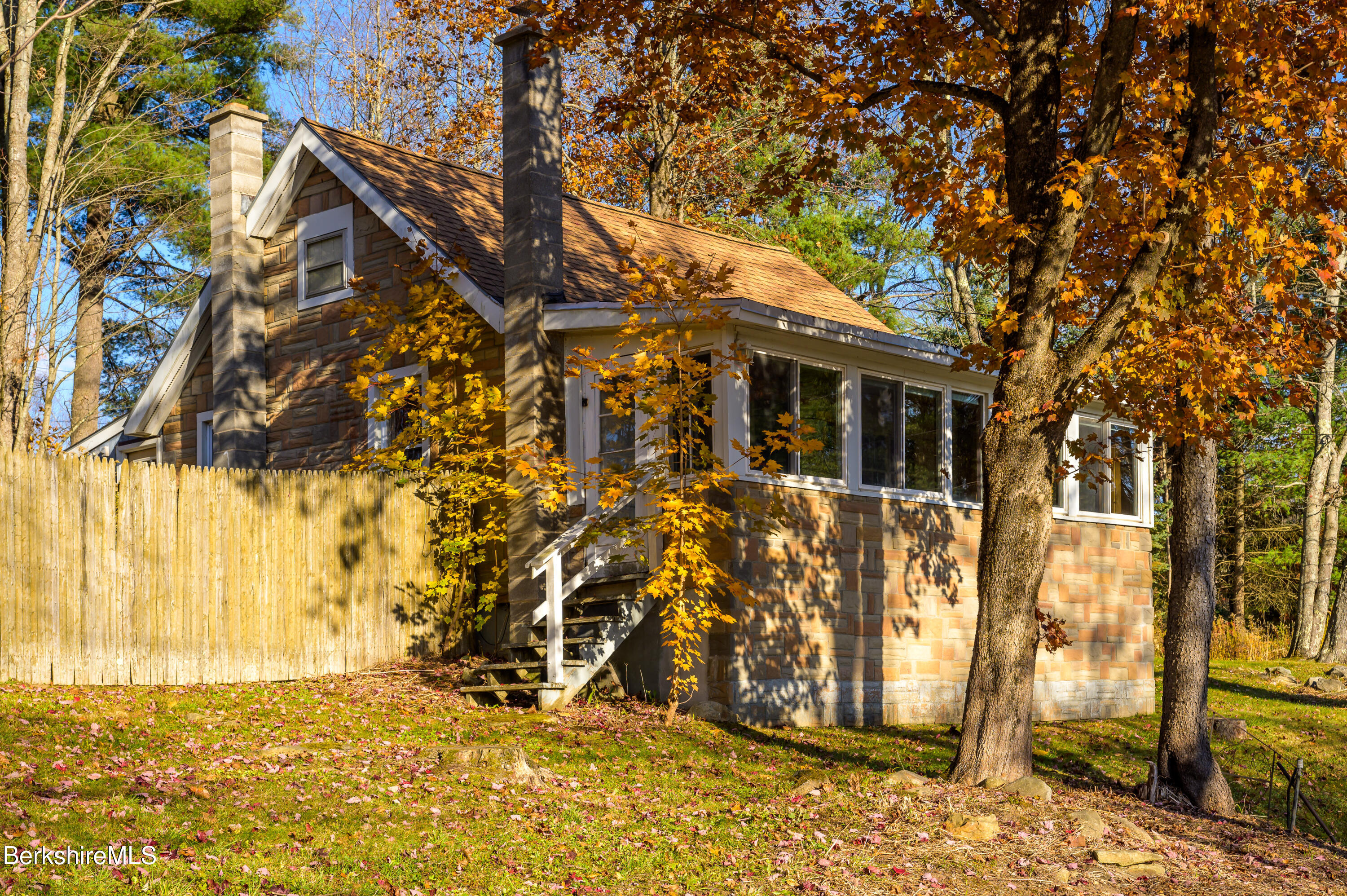 a view of outdoor space yard and patio