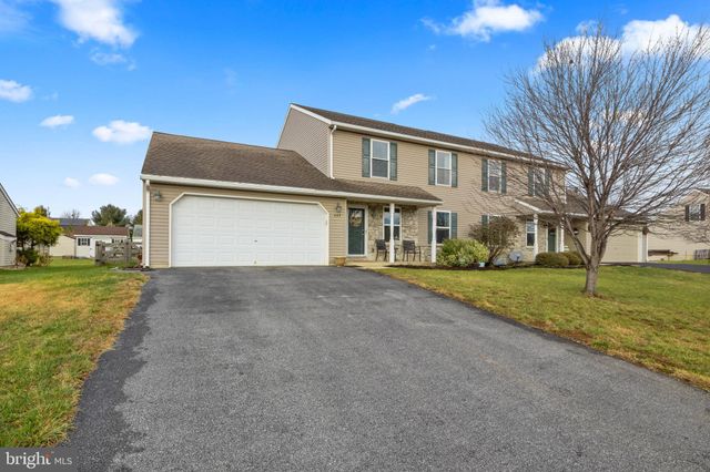 $300,000 | 485 Daisy Drive | Earl Township - Lancaster County