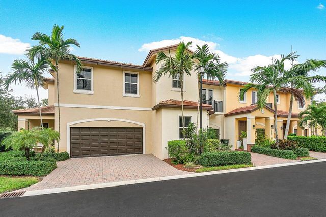 $525,000 | 6986 Long Pine Circle | Coconut Creek