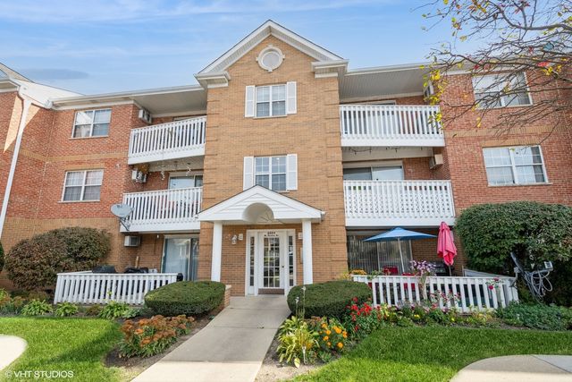 $250,000 | 6551 West School Street, Unit 204B | Schorsch Village