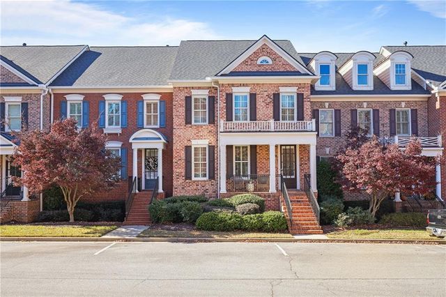 $575,000 | 5104 Davenport Place | Heritage at Roswell