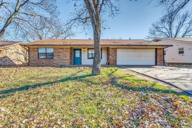 $269,000 | 208 Sharp Drive | Stephenville