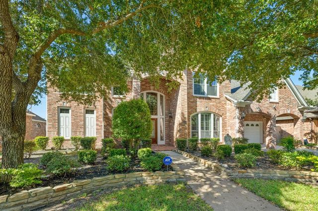 $650,000 | 11130 Sheldon Bend Drive | Canyon Gate at Westheimer Lakes