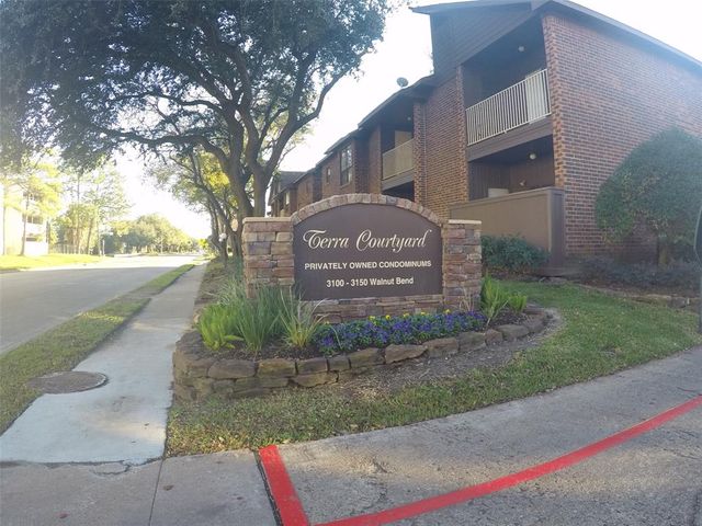 $129,000 | 3100 Walnut Bend Lane, Unit 516 | Terra Courtyard Condominiums