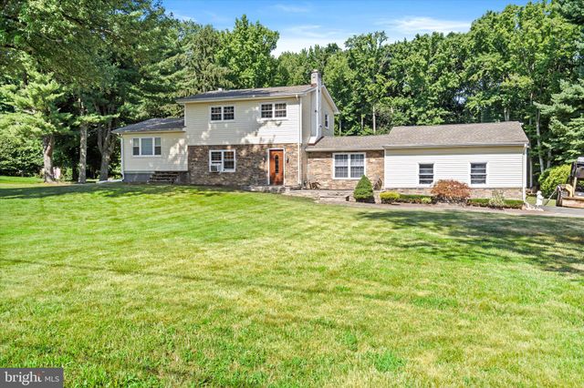 $650,000 | 97 Richardson Road | Robbinsville Township - Mercer County