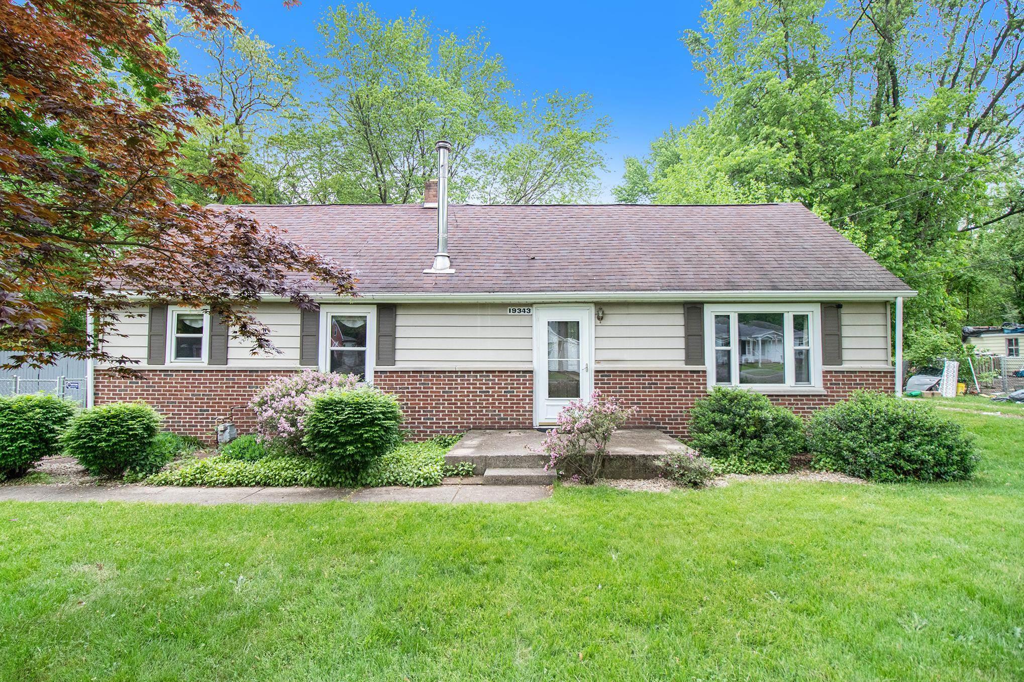 19343 Palisade Avenue, South Bend, IN 46637 | Compass