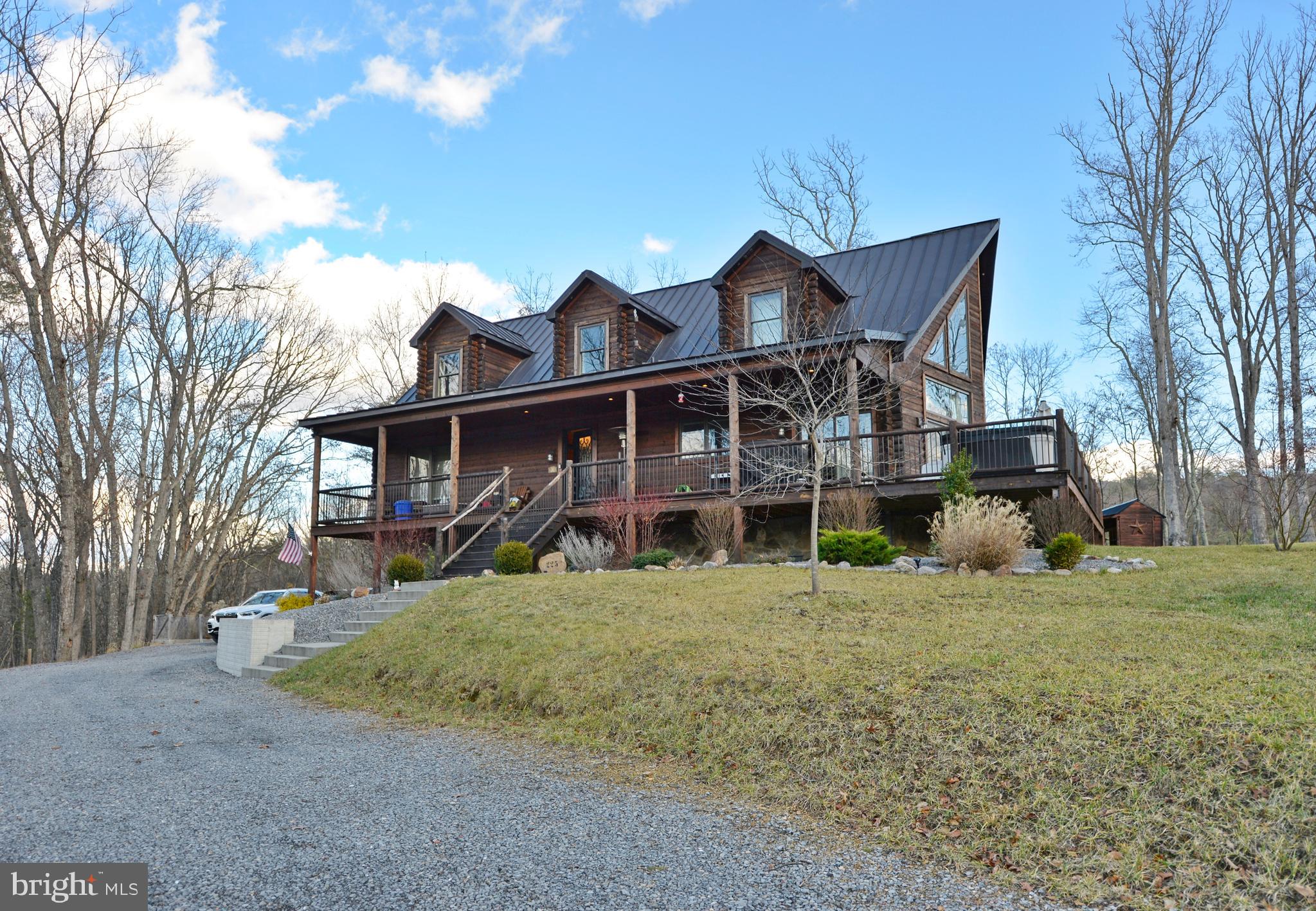 Drop dead gorgeous custom log cabin