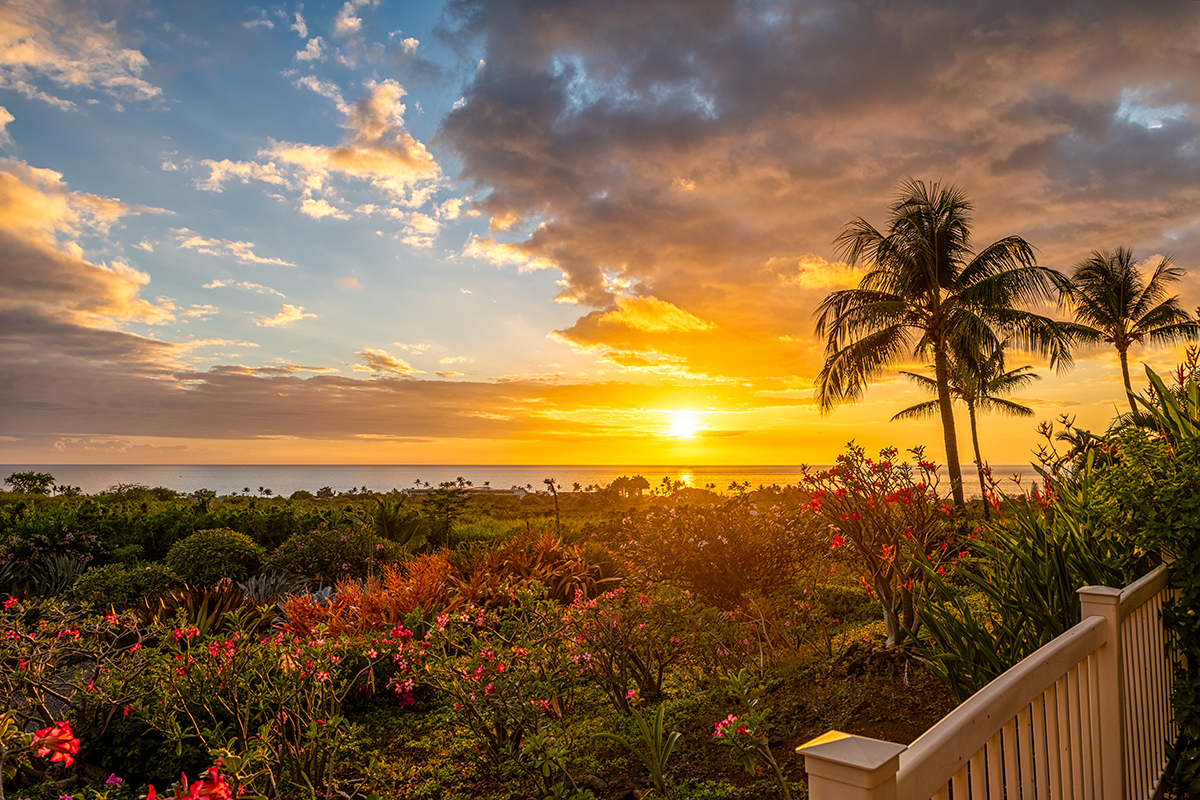 Whoa, sunset from the lanai!