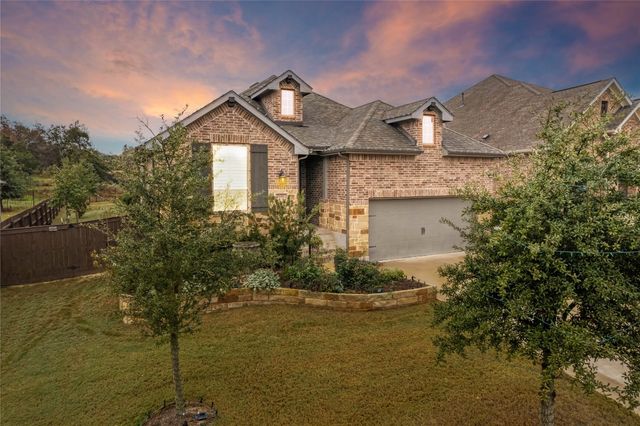 $715,000 | 136 Medina Hills Court