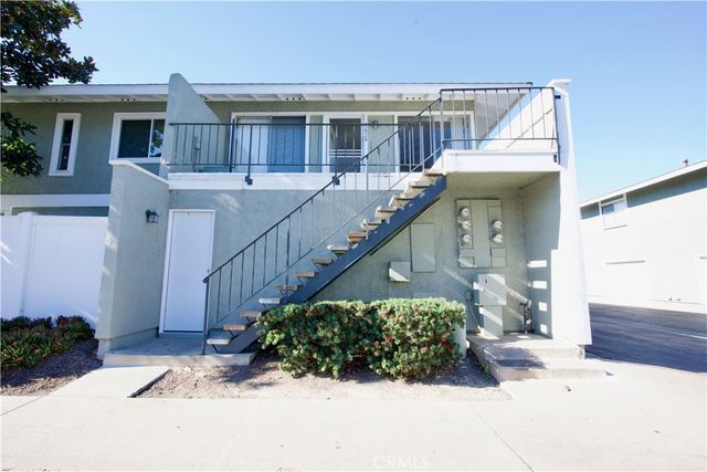 $2,900 | 22928 Vía Pimiento, Unit 4C | North Mission Viejo