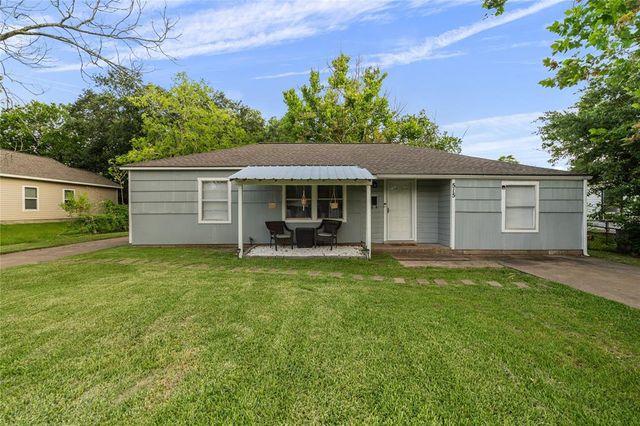 $179,900 | 515 Bluebonnet Drive | La Marque